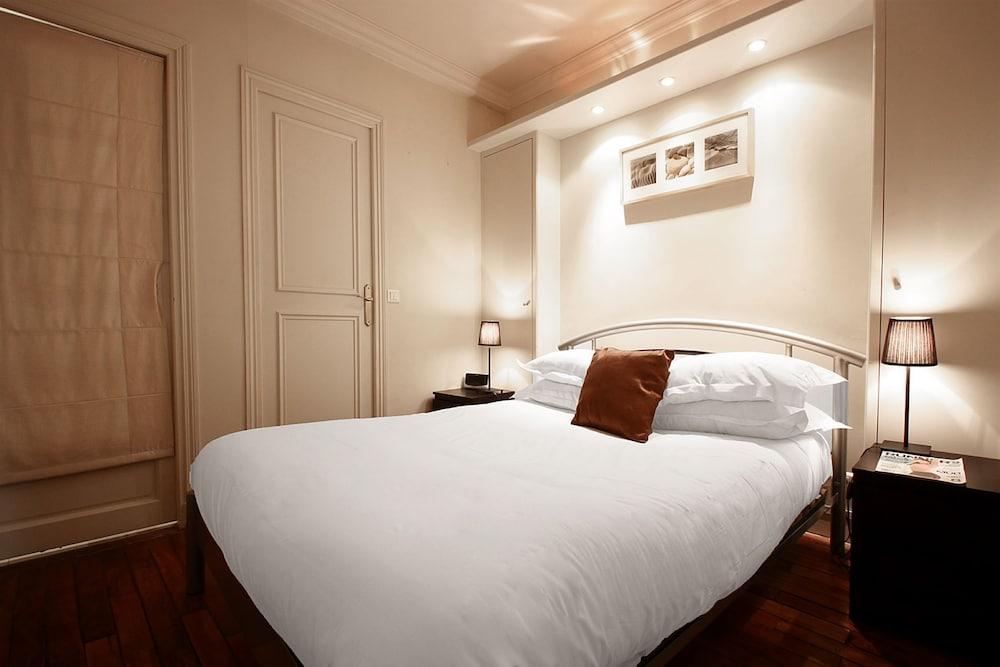 Room at Bridgestreet St Germain Hotel, PARIS