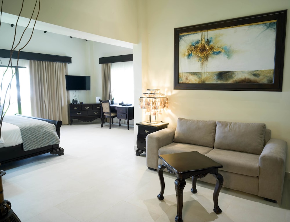 Sunset Del Mar Resort 37/64