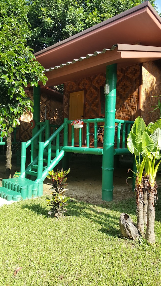 The Royal Bamboo Lodge 7/50