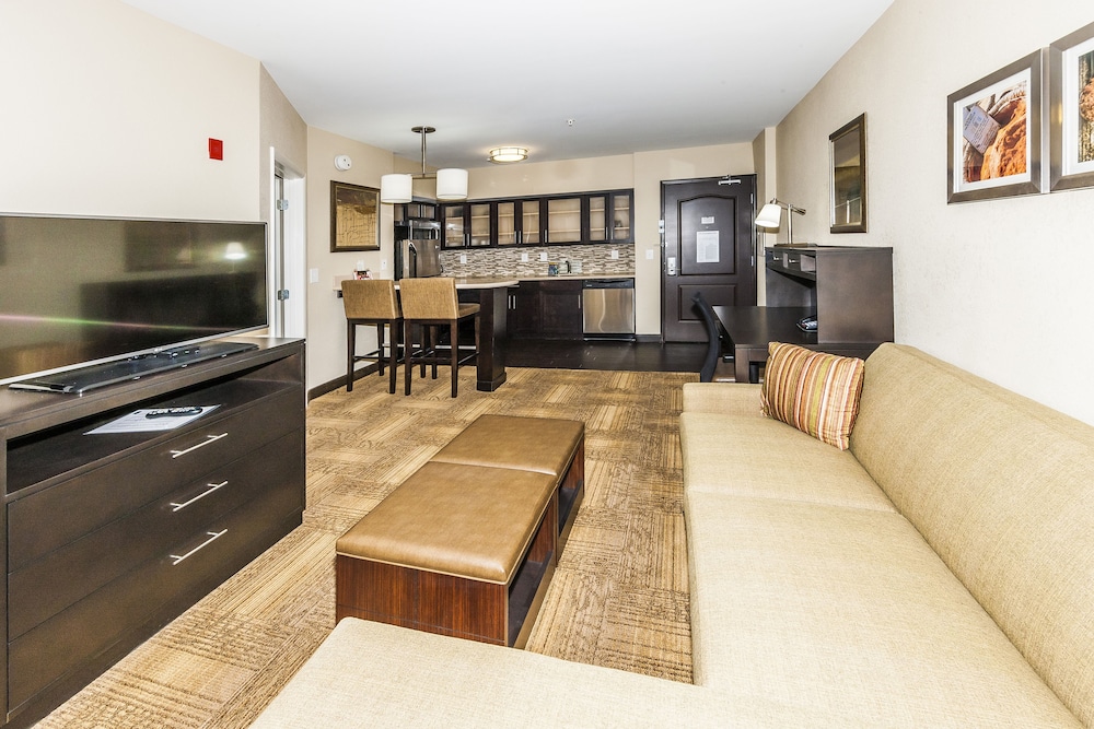 Staybridge Suites Knoxville-West 17/42