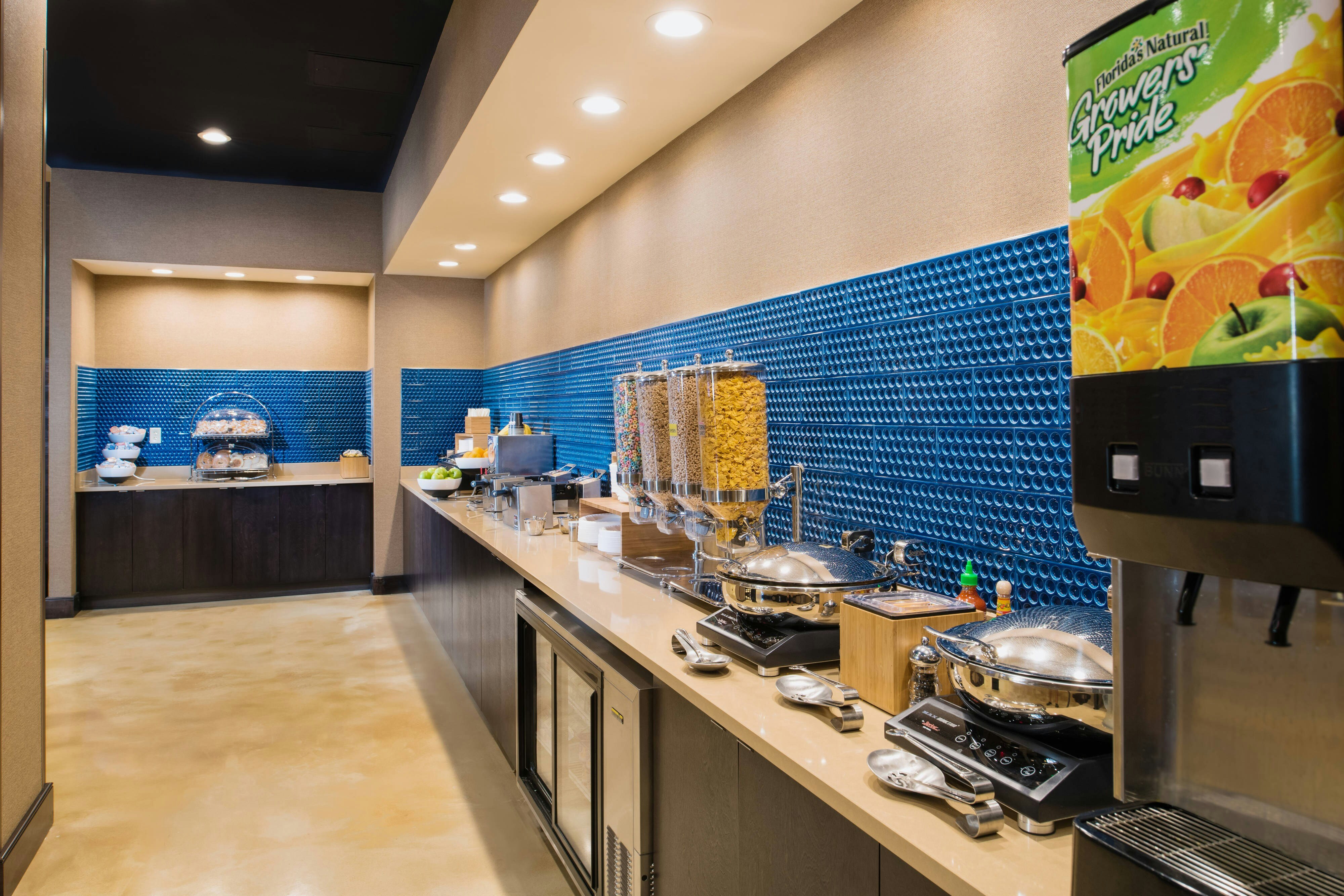 Fairfield Inn And Suites By Marriott New Orleans Downtown French Quarter Area 2/10