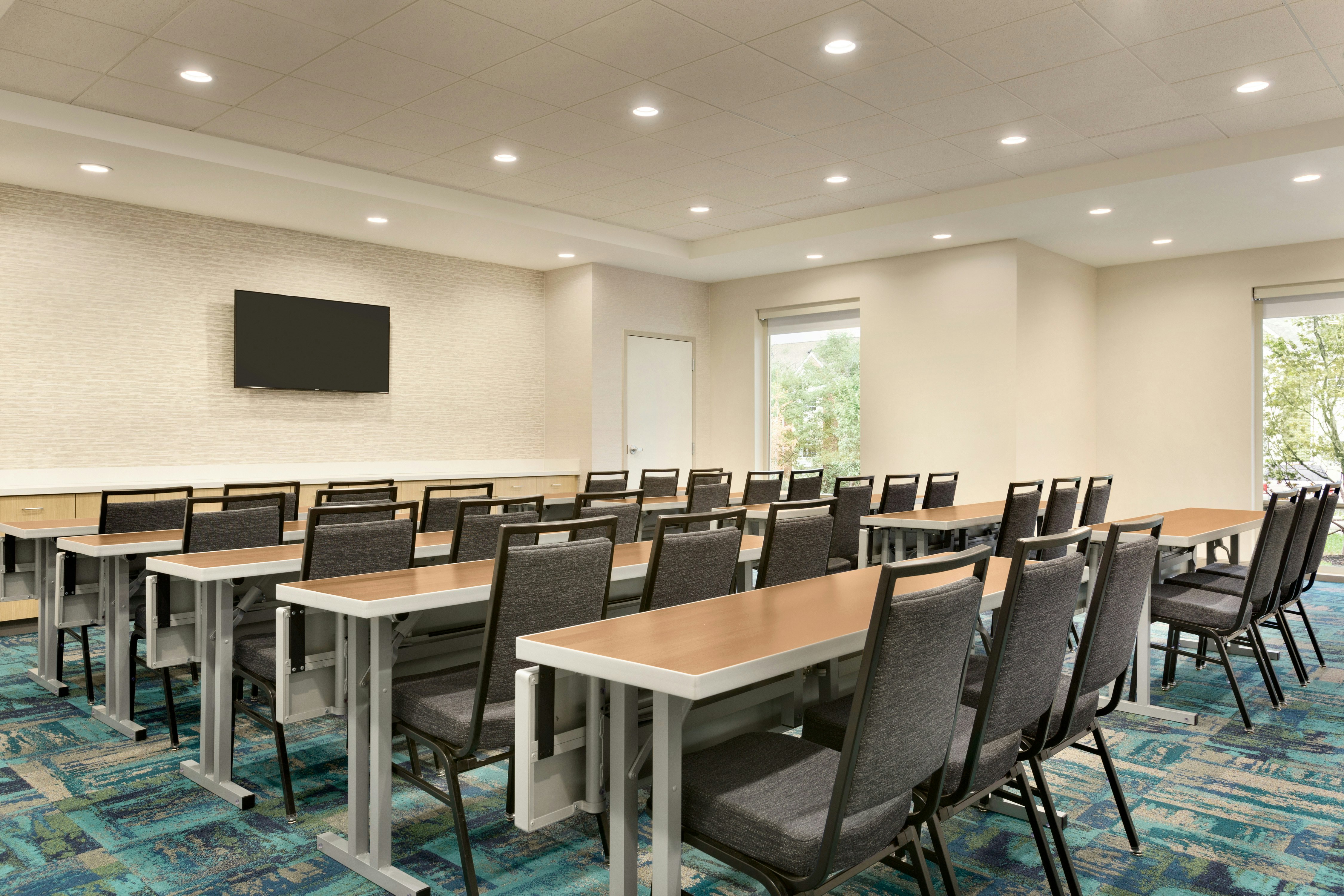 Home2 Suites By Hilton Florence Cincinnati Airport South 29/34