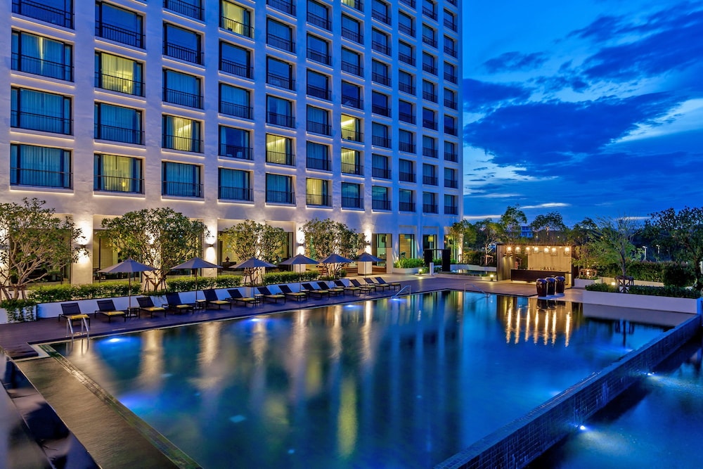 AVANI Khon Kaen Hotel and Convention Centre 3/69