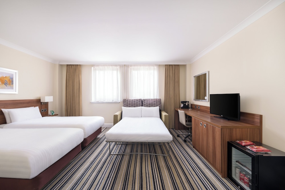 Holiday Inn Glasgow East Kilbride 22/71