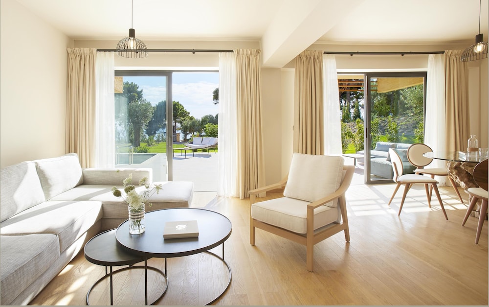 Elivi Skiathos 17/50