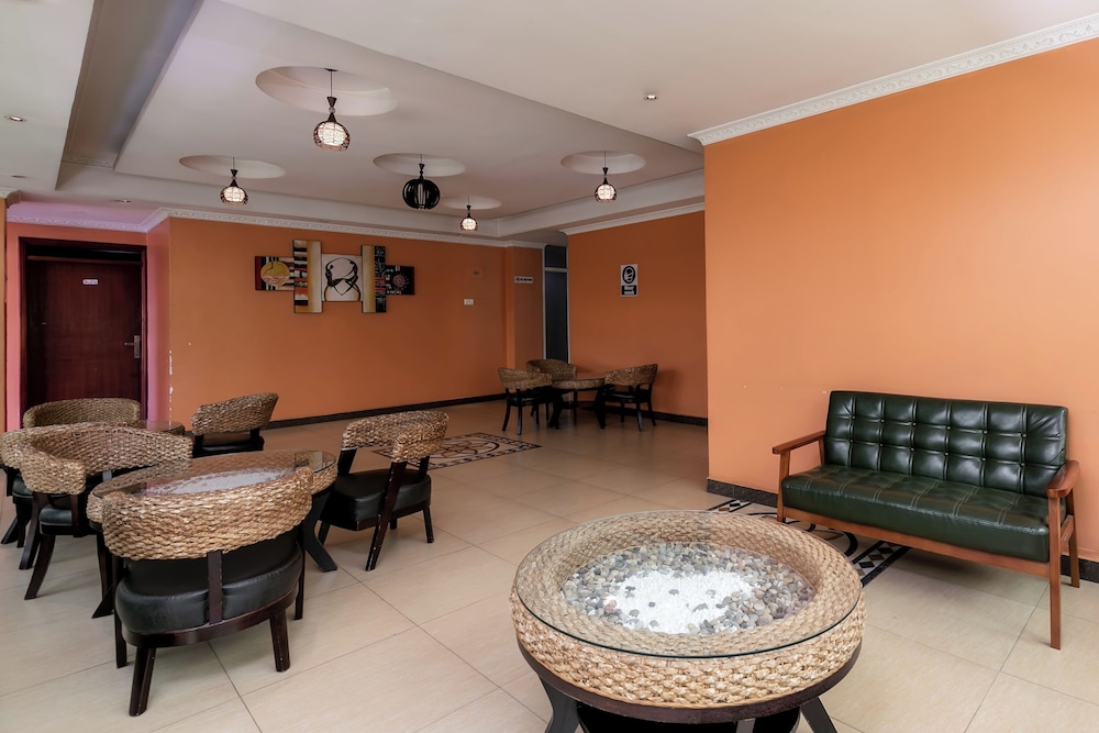 HBT Russel Hotel 41/50