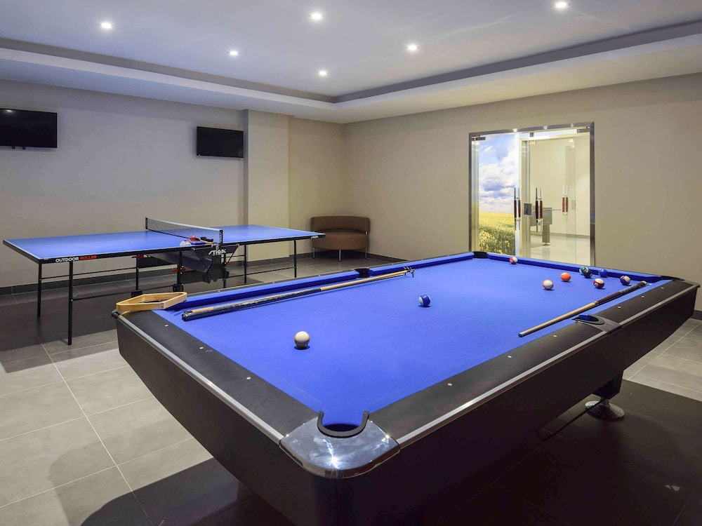 أجنحة نوفوتيل الرياض ديار(Sunday Hotel Al Olaya formerly Novotel Suites Riyadh Centre) 73/75