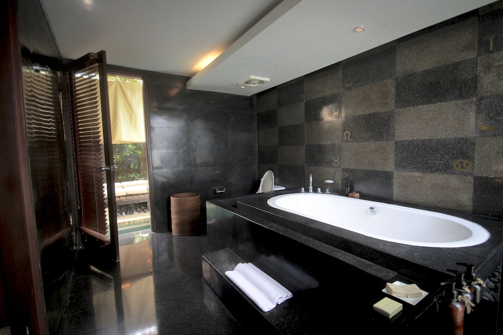 VILLA MAHAPALA 47/49