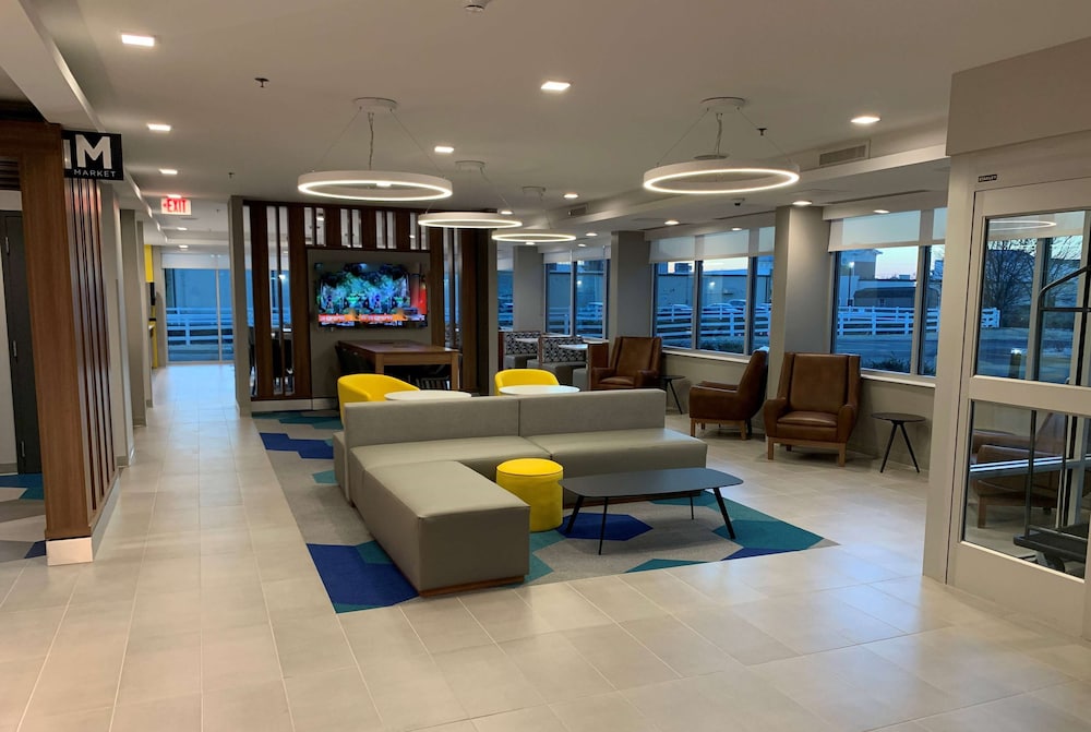 Microtel Inn and Suites by Wyndham Rehoboth Beach 41/62