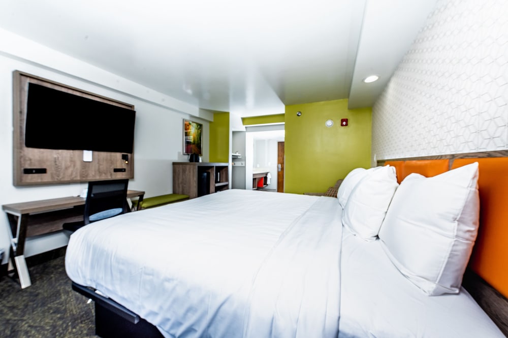 Best Western Plus Apple Valley Lodge Pigeon Forge 13/32
