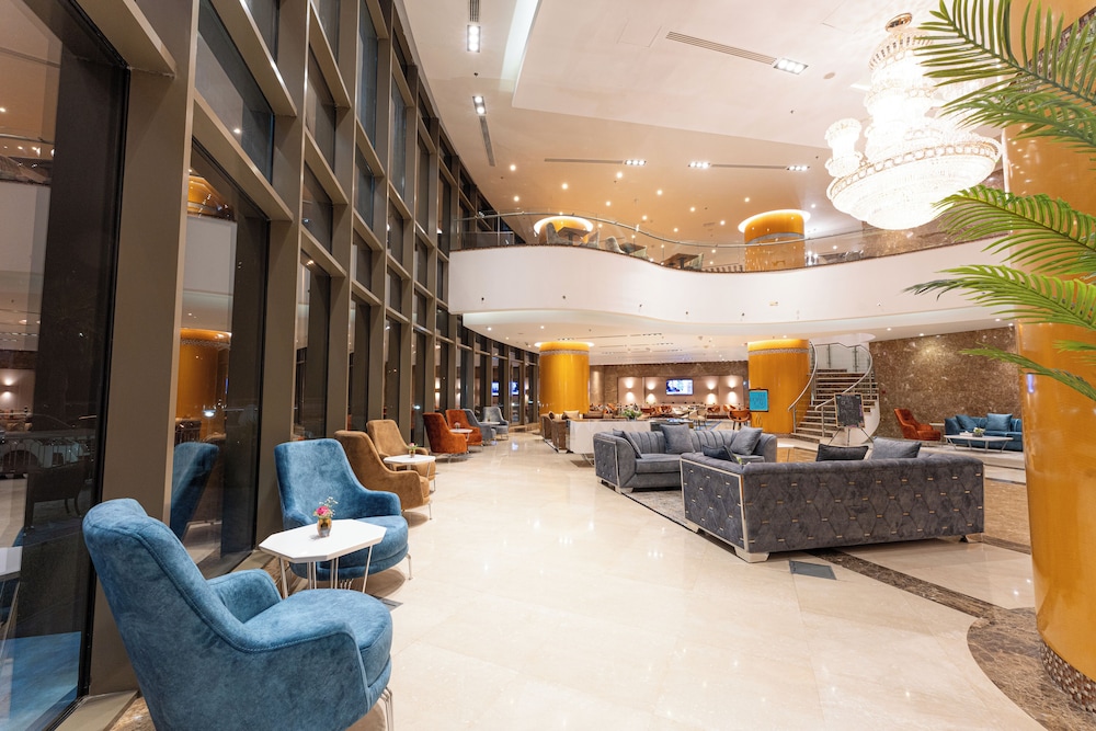 Kuwait Grand Hotel 53/64