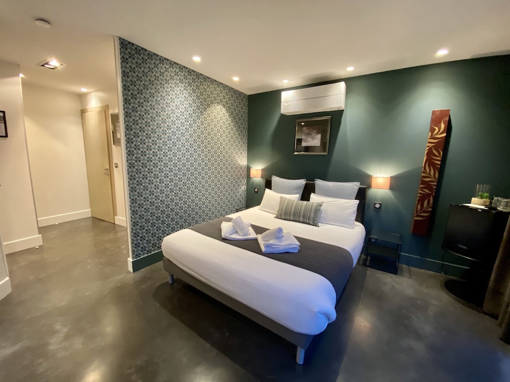 Les Suites Du Lac 6/50