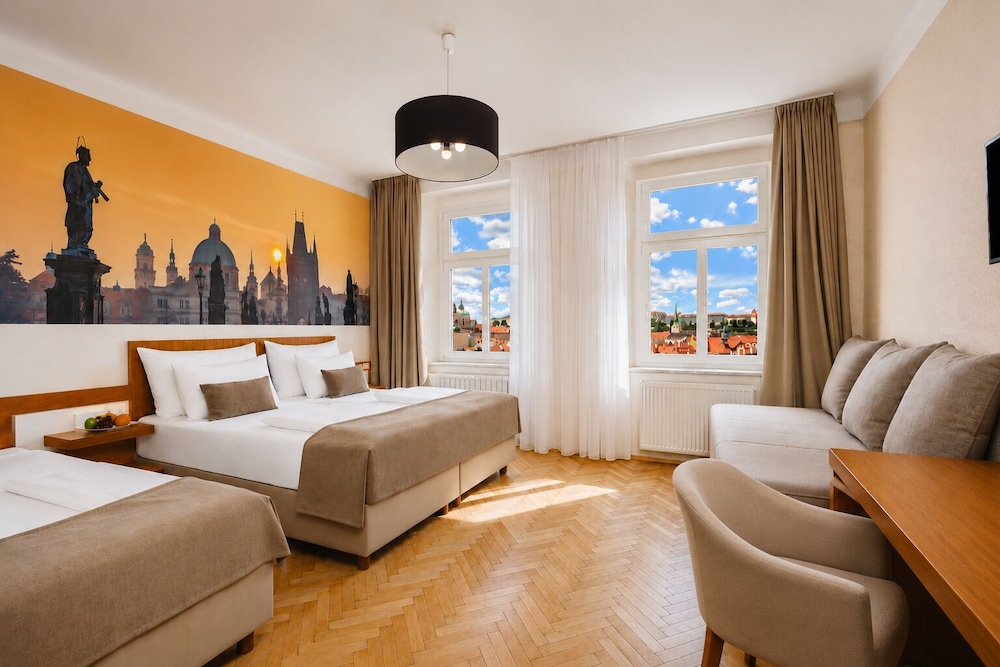 Hotel Merkur 13/63