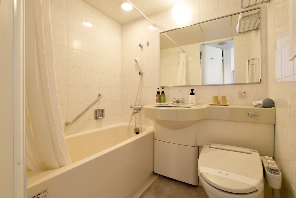 Hotel Sapporo Sunplaza 68/69
