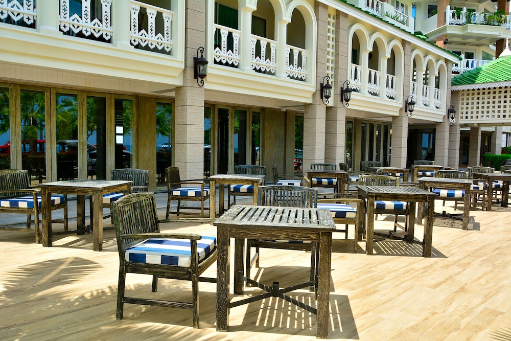 Sea Pearl Beach Resort Phuket 32/50