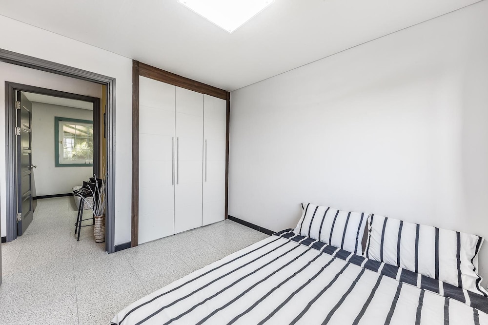 Ganghwa Rodemhouse Pension 27/48