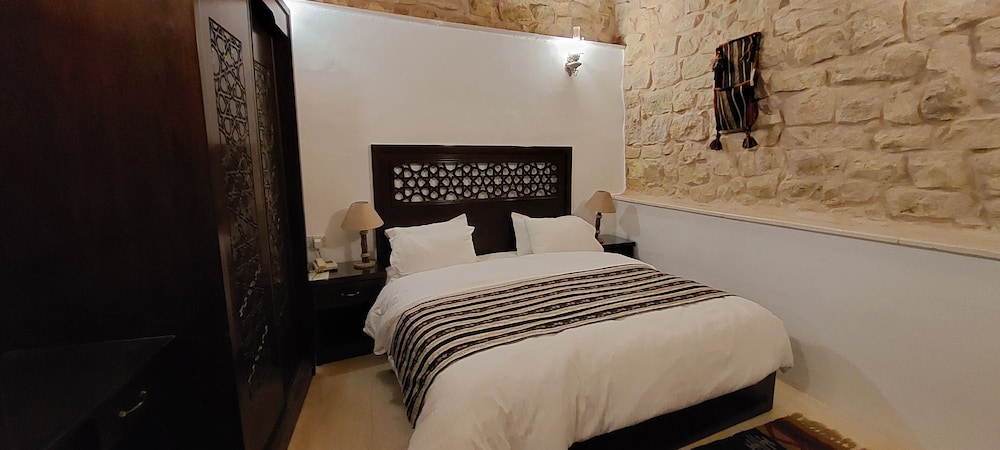 Taybet Zaman Hotel And Resort 24/71