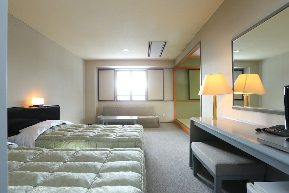 Hotel Silk Inn Madarao 8/50