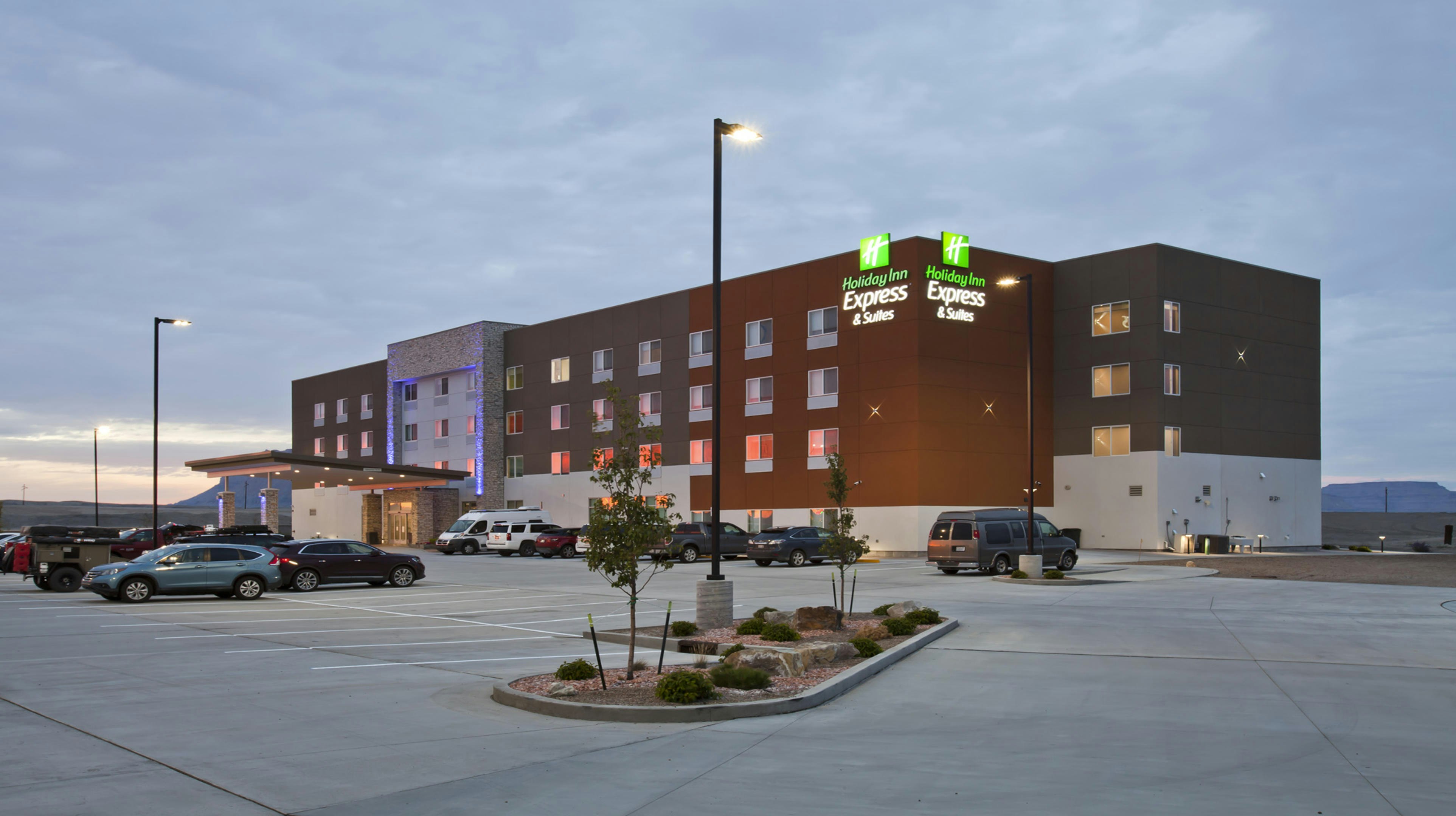 Holiday Inn Express And Suites Green River 56/67