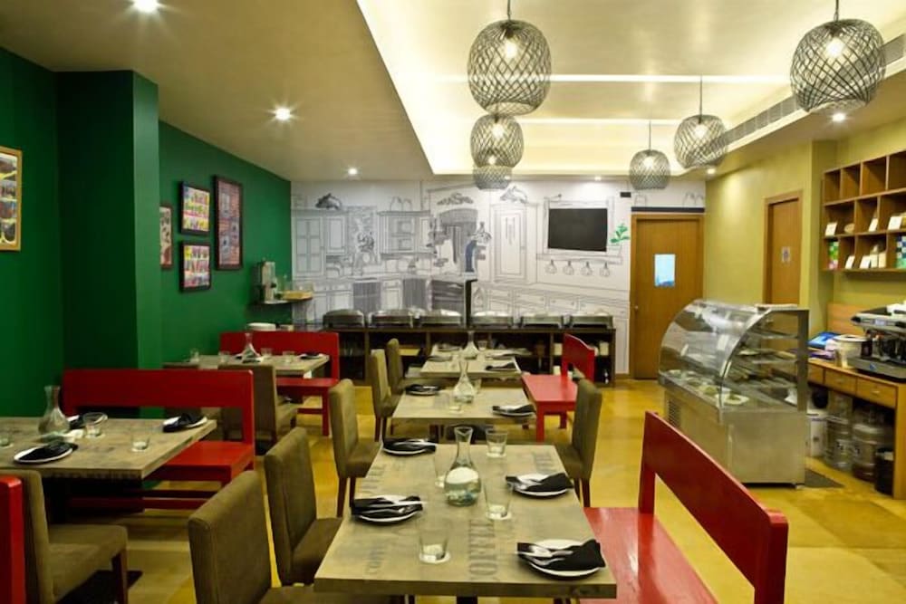 Pipal Tree Hotel 15/21