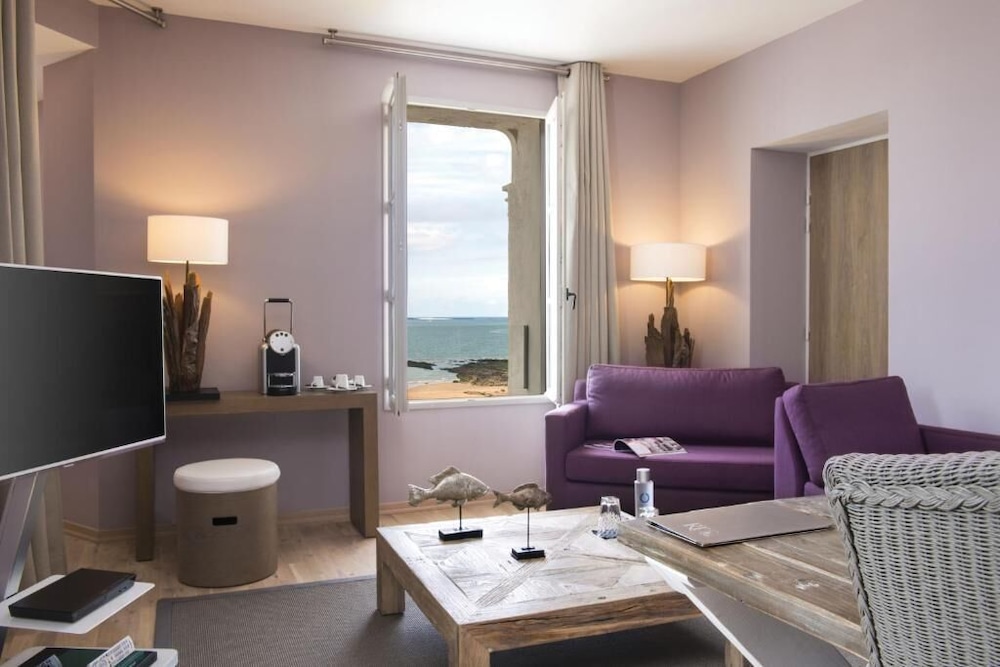 Relais Thalasso Baie De La Baule Chateau Des Tourelles 56/76