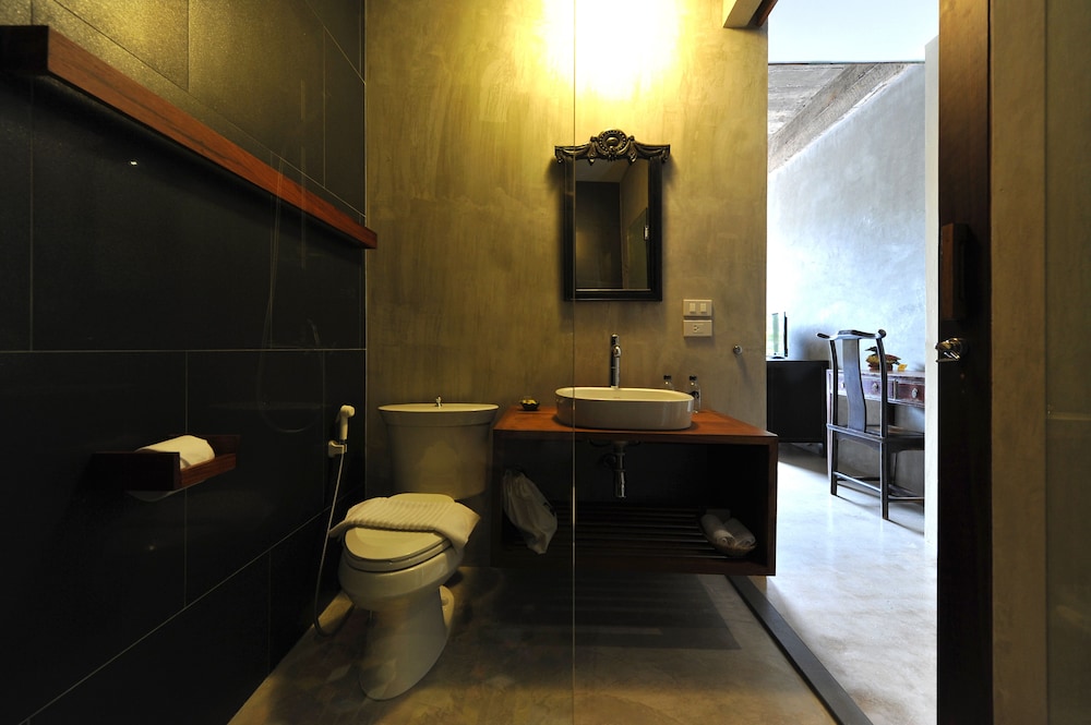 Villa Phra Sumen Bangkok 64/67