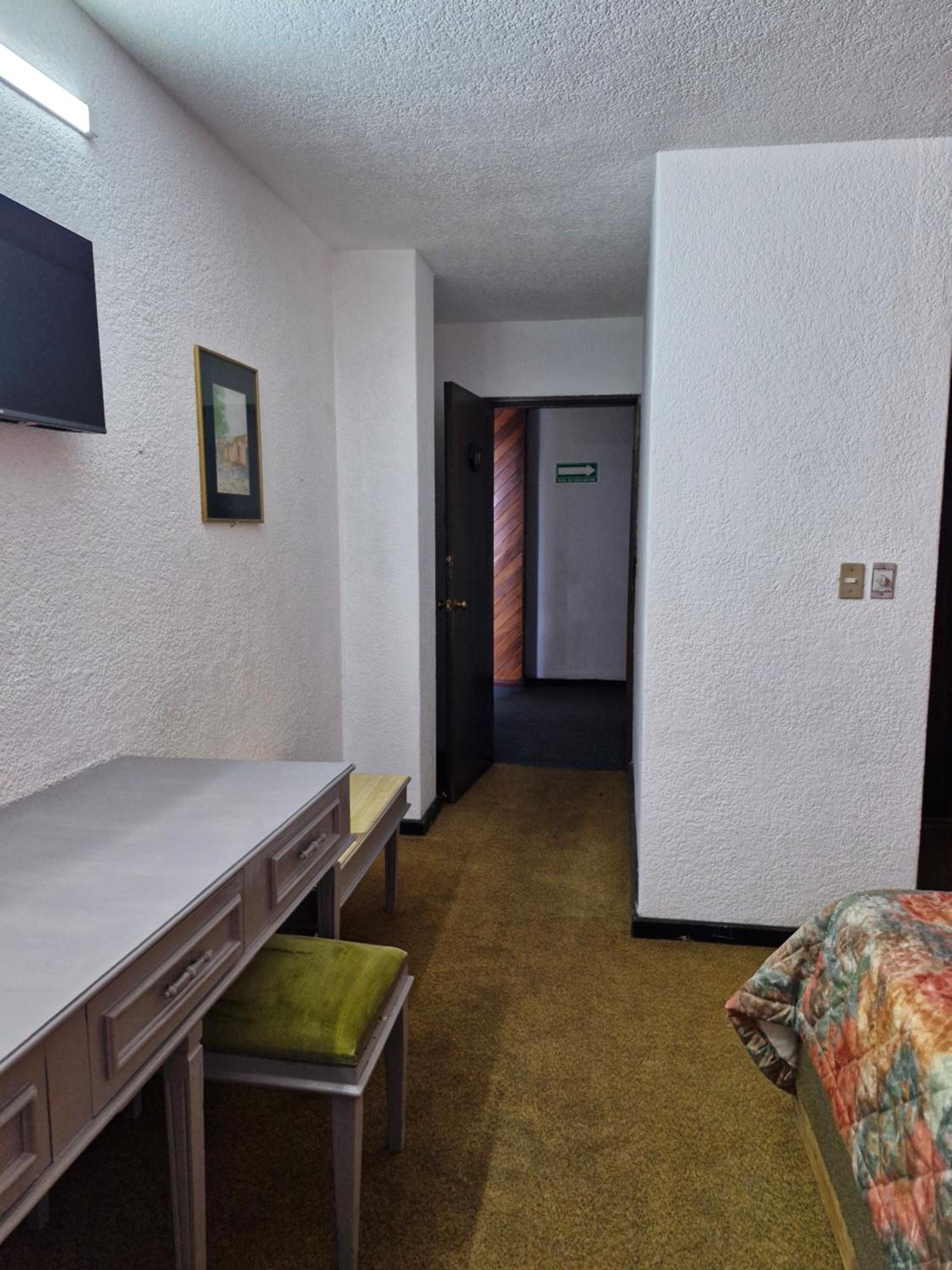 Hotel Parador Del Rio 7/95
