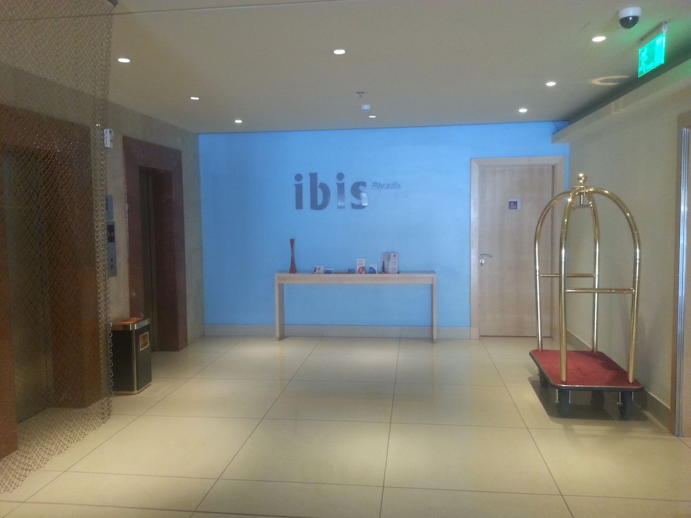 ابيس الرياض شارع العليا(Ibis Riyadh Olaya Street) 12/73