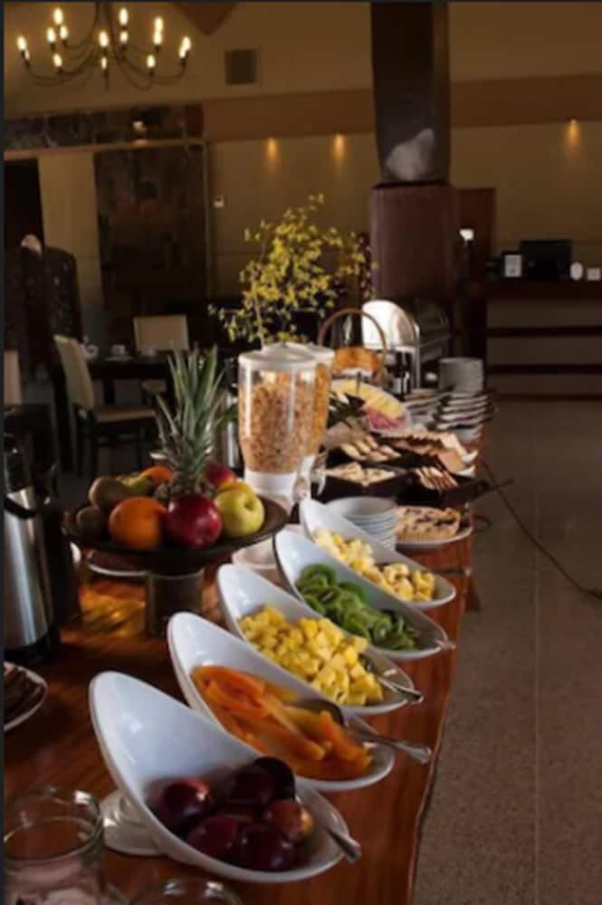Yvy de Selva Hotel 33/51