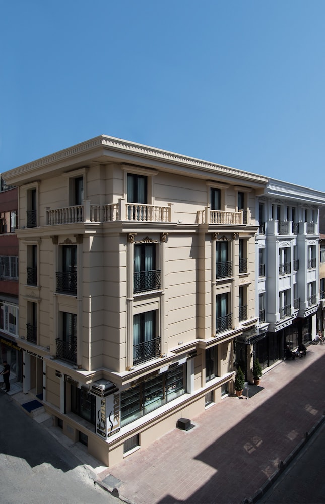Primero Hotel 3/65