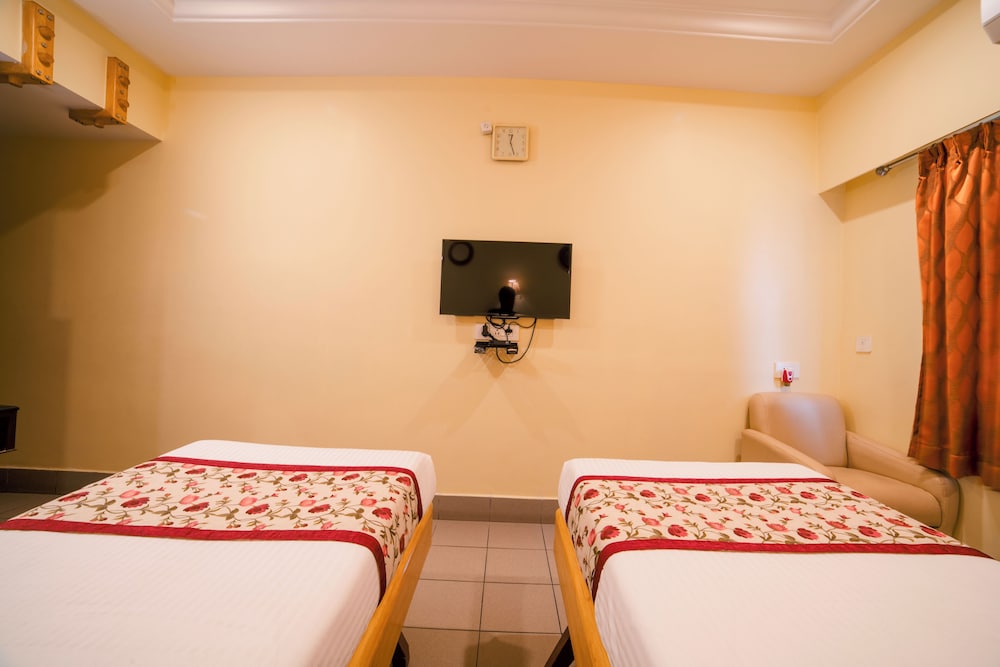 HOTEL KINNERA COMFORTS 12/22