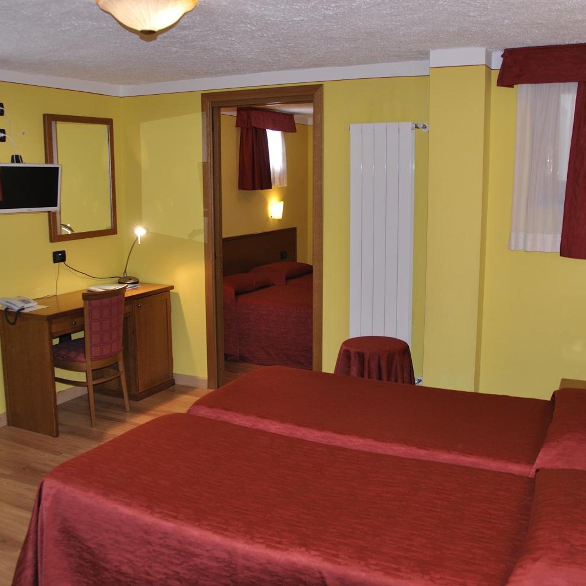 Hotel Sud Ovest 13/53
