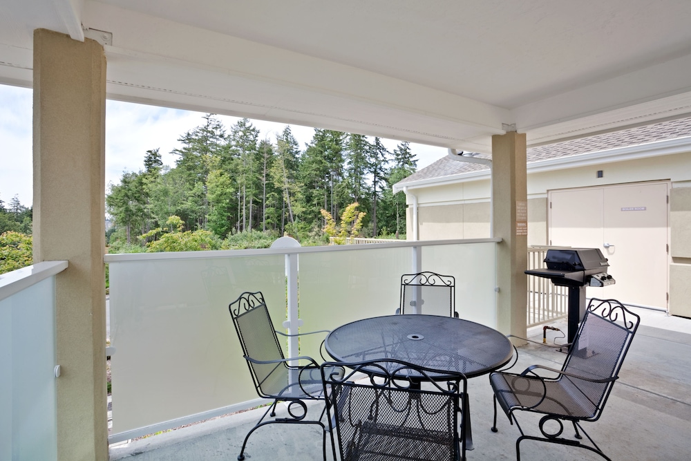 Candlewood Suites Oak Harbor 40/47