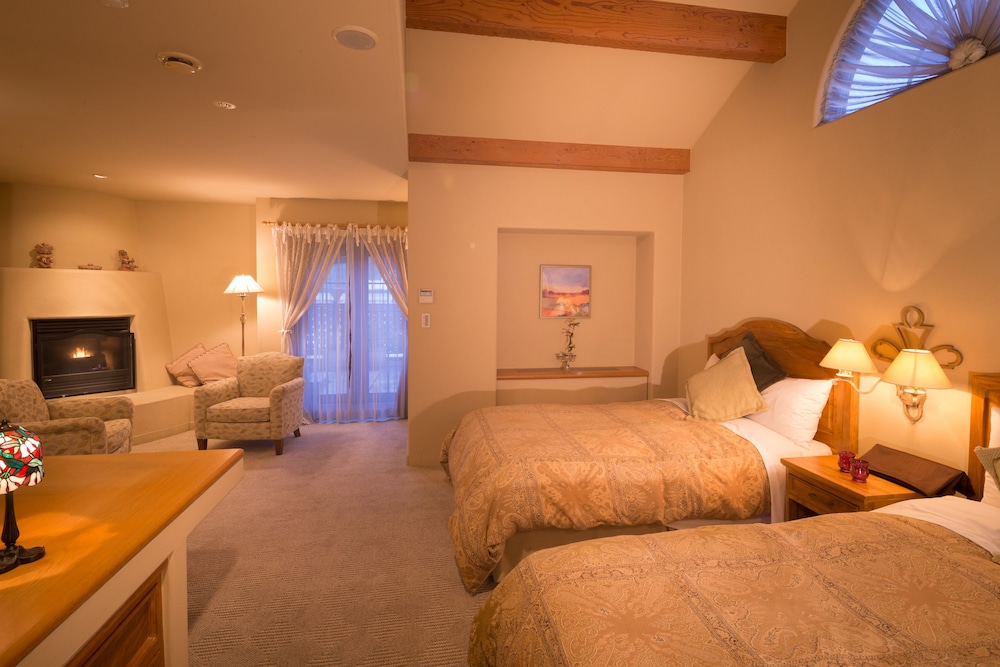 Poppy Springs Resort & Spa 17/63