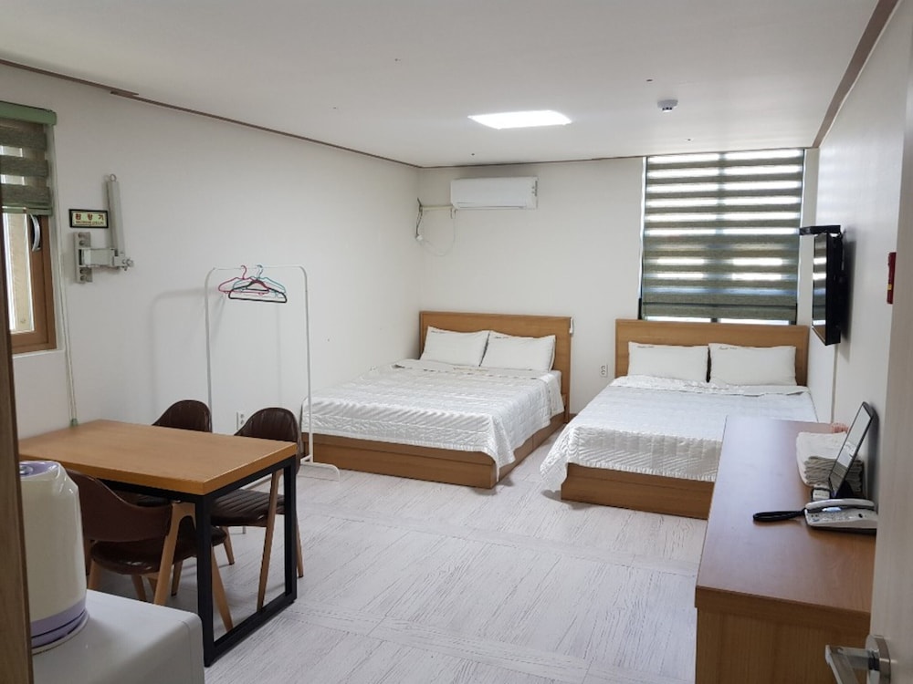 Daecheon 323 Condo 7/30