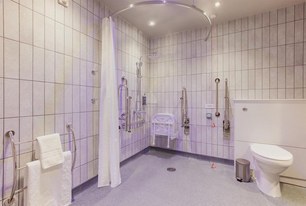 Premier Inn Oxford Cowley 42/44