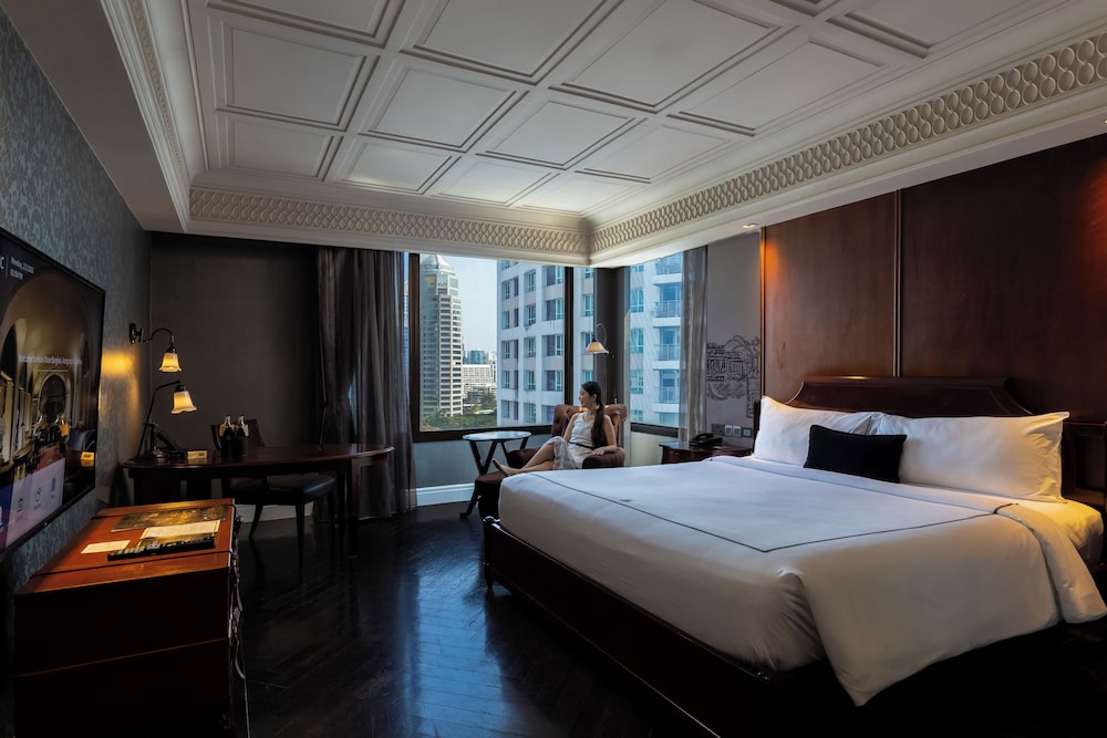 ROOM, KING BED, CORNER