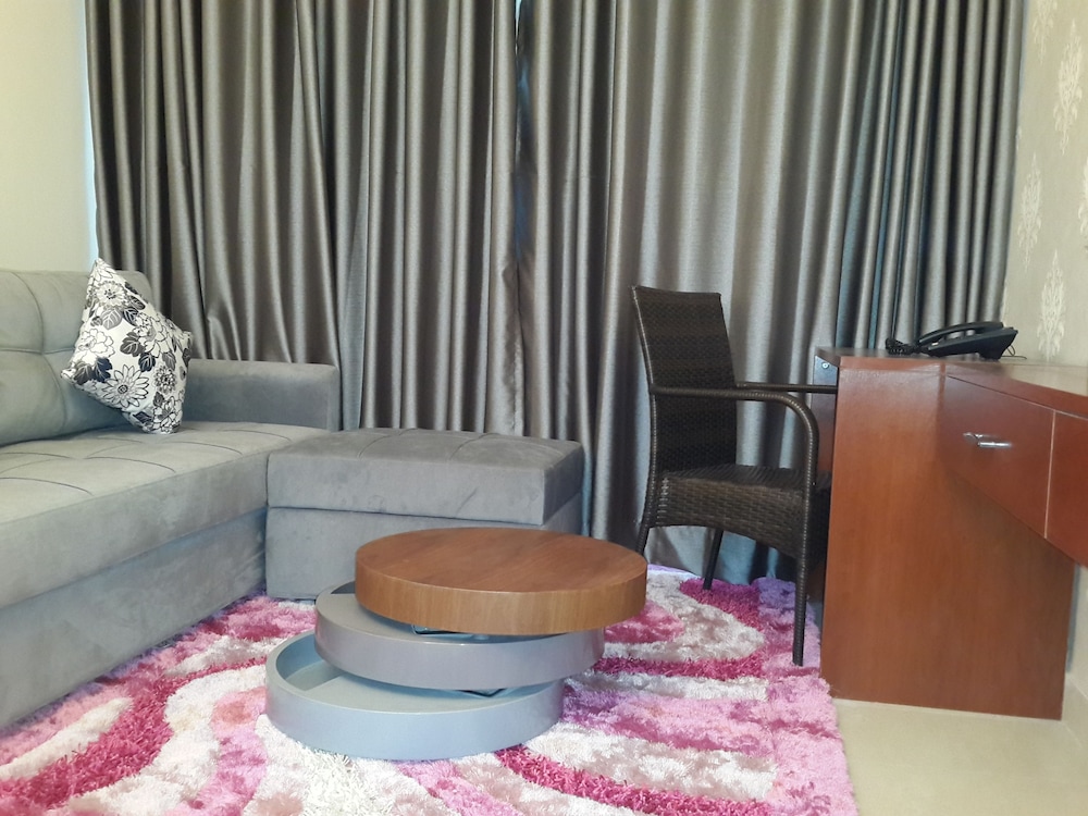 COVENTINA LAKE SUITES 49/65