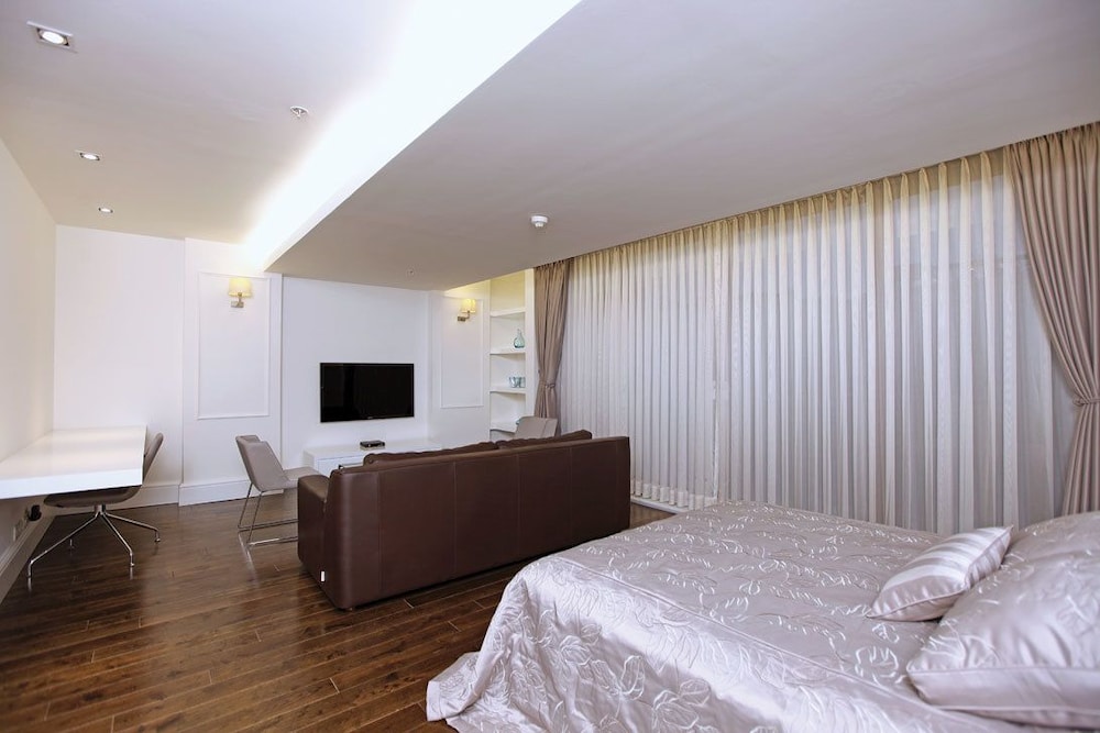 Pera Residence 10/26