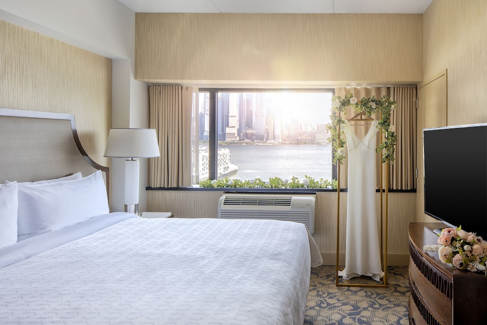 Sheraton Lincoln Harbor Hotel 7/31