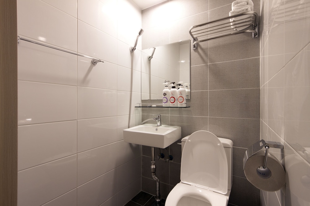OYO Hostel Myeongdong 1 17/63