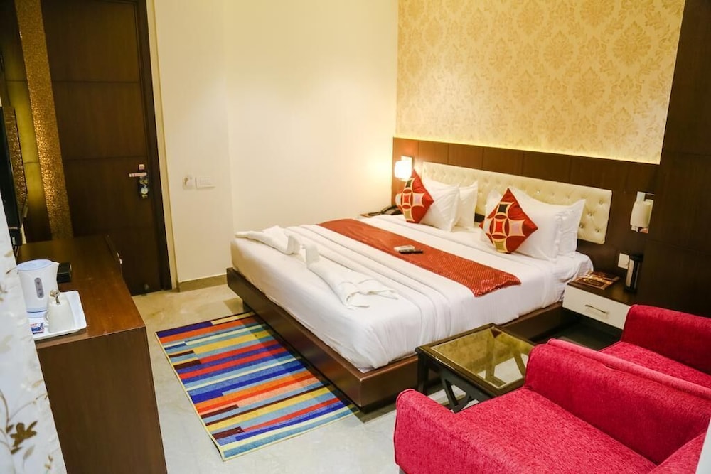 Fabhotel Taj Nagari 22/50