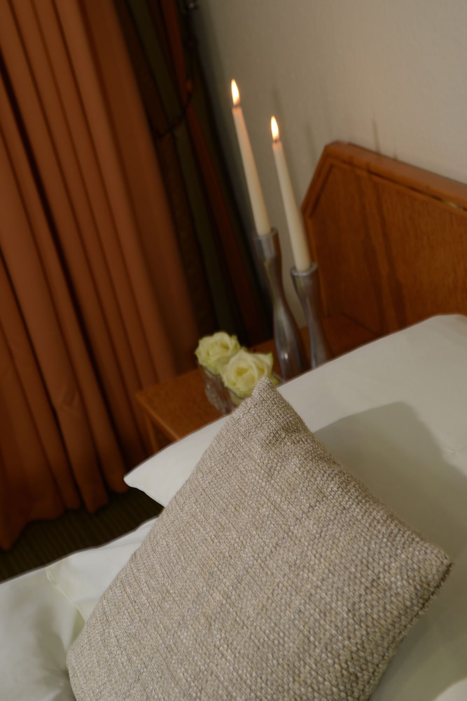 Residenz Hotel Oberhausen 8/31