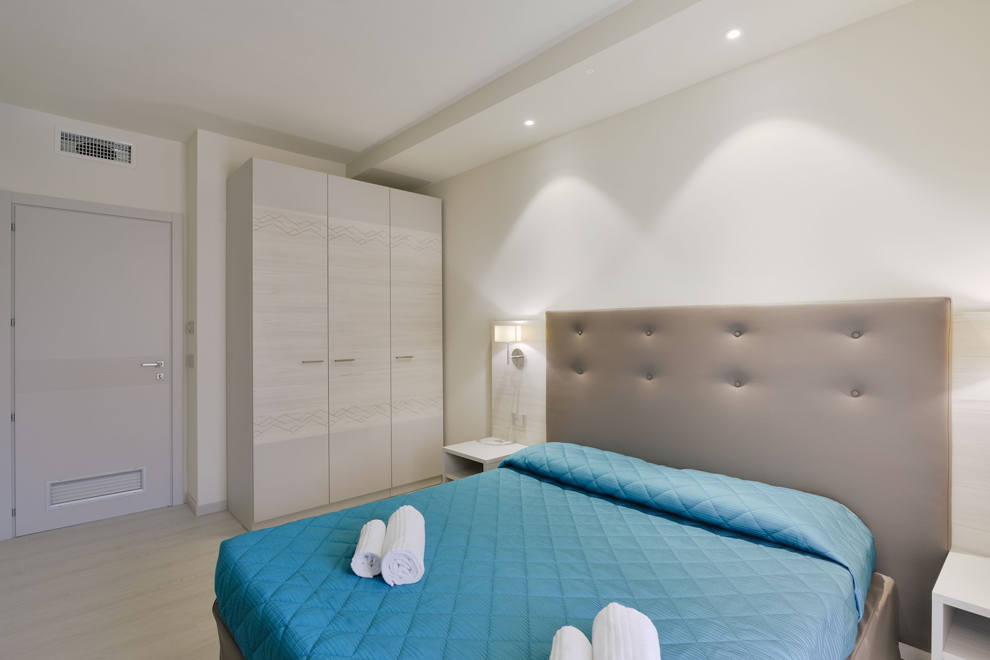 3 ROOMS, COMFORT, APARTMENT