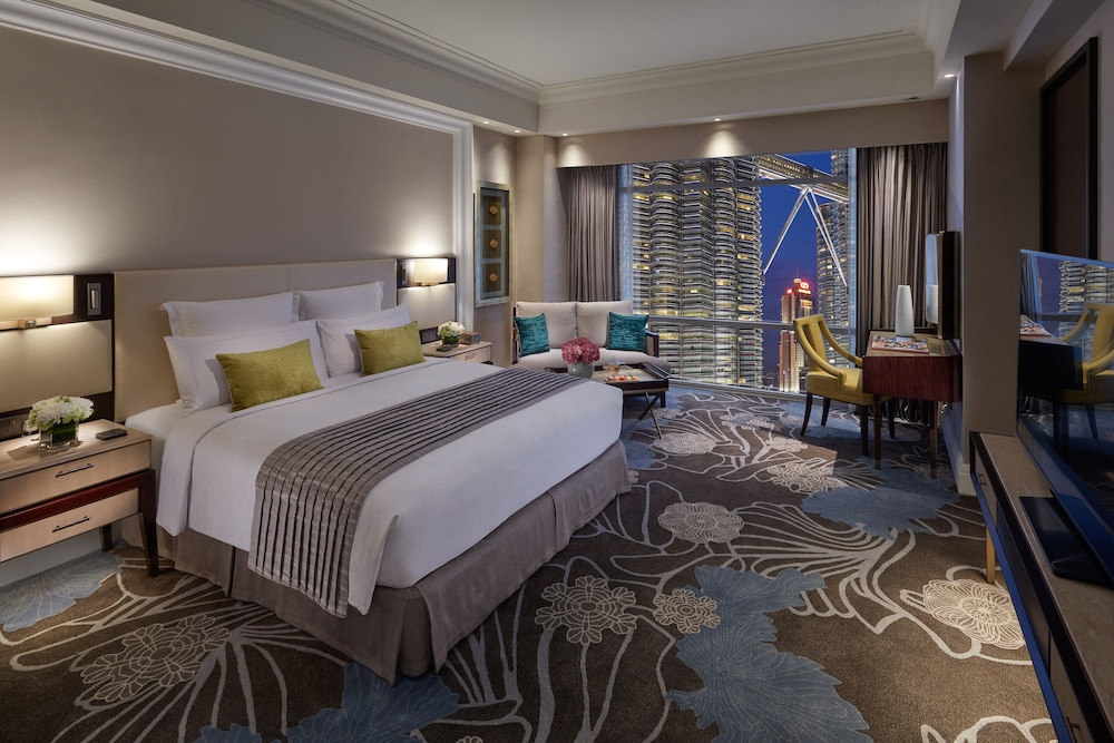 Mandarin Oriental Kuala Lumpur 10/83