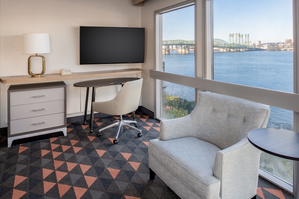 Holiday Inn Portland Columbia Riverfront An Ihg Hotel 23/53