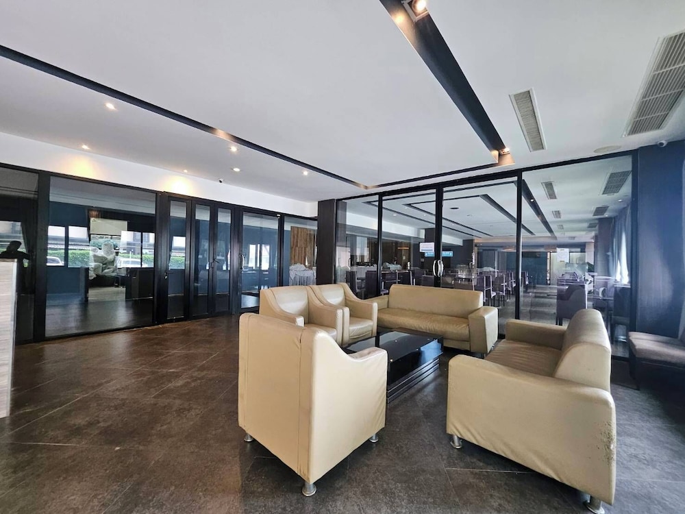 Avana Laemchabang Hotel 43/57