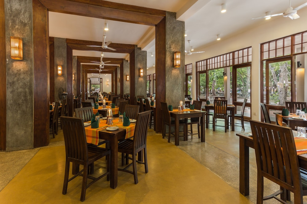 Nilaveli Beach Hotel 29/50