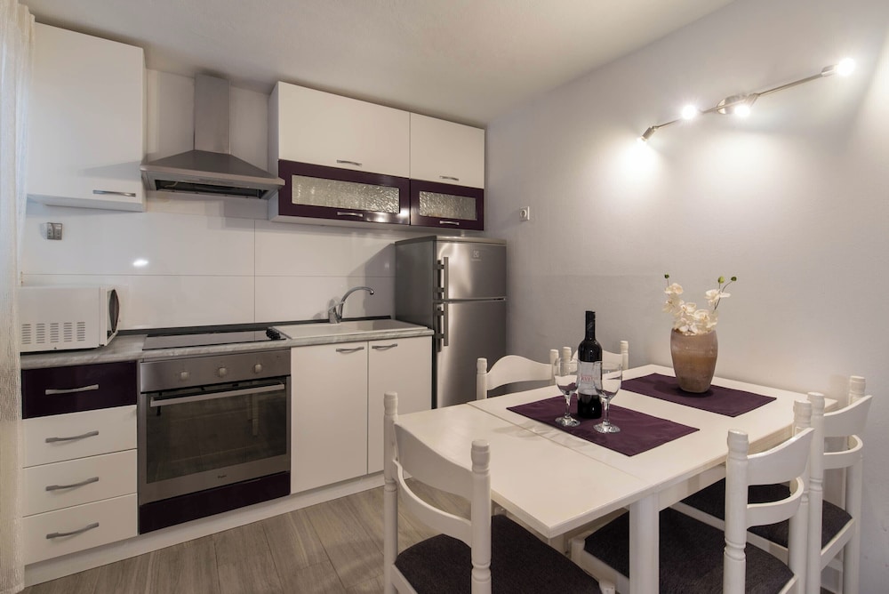 VILLA ZANIC 45/50