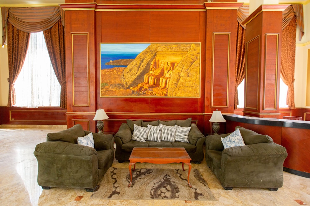 AraCan Grand Pyramids Hotel 30/48